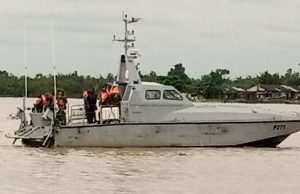 Navy destroys illegal refining site in Delta