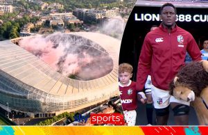 'Listen to that!' | Lions make spine-tingling entrance in front of packed crowd