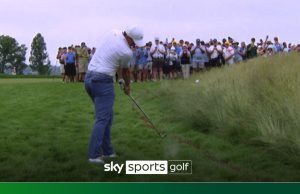 McIlroy hits directly over spectators' heads at US Open!