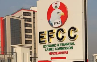 EFCC warns Nigerians of new airline ticket scam using personal data theft
