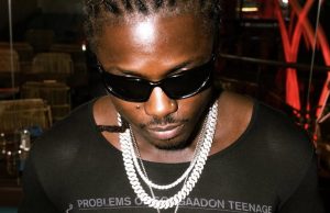 Agenda Lyrics by Minz & 255