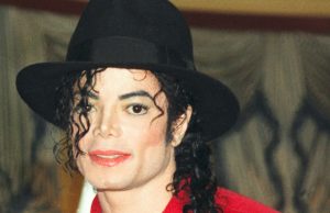 Michael Jackson’s dirty sock sells for over $8,000 in France
