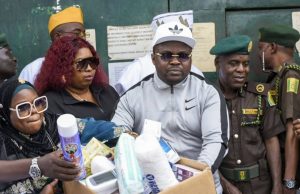 NNPP leader Ajadi celebrates birthday with inmates in heartwarming gesture