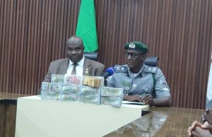 EFCC begins probe after Customs arrests man with undeclared $420,900, £5,825 at Kano airport