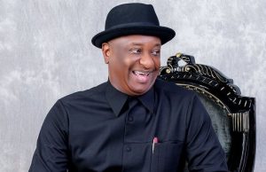 FG inaugurates FAAN board, harps on airport security