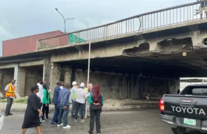 FG to spend N17b on Lagos bridge damaged by fire