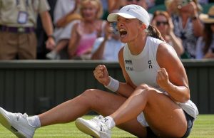 Wimbledon: Iga Swiatek surprised by historic Wimbledon title as Amanda Anisimova is ‘frozen by nerves’ | Tennis News