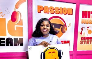 LaCreme Crafts honours KONGA103.7FM with Special Resin Art for supporting SMEs