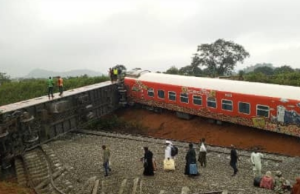 Kaduna govt urges calm over Abuja–Kaduna train accident