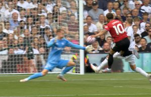 What a save! Leno denies Cunha a sensational goal