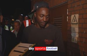 EXCLUSIVE: A final farewell? | Eze leaves Selhurst Park after European tie