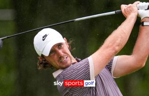 Fleetwood's MONSTER birdie places him two ahead in Tour Championship!