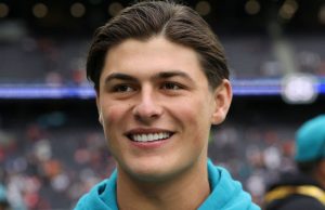 Louis Rees-Zammit: Bristol Bears sign Wales winger for new season after rugby return from NFL | Rugby Union News