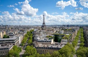 11 Touristy Things Worth Doing in Paris (and 5 You Can Skip)