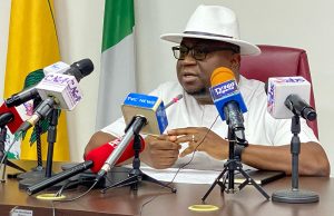 FG expresses concern as U.S. deports 13 Nigerians to Ghana