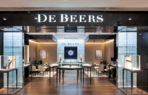 Angola bids for minority stake in De Beers