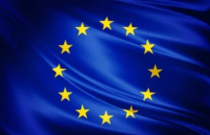 EU clamps down on food waste, fast fashion