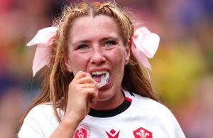 Georgia Evans: Wales international supported by team-mates after online abuse over appearance during Women’s Rugby World Cup | Rugby Union News