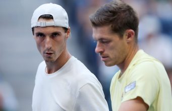 US Open: British pair Joe Salisbury and Neal Skupski suffer heartbreaking defeat to Marcel Granollers and Horacio Zeballos in men’s doubles final | Tennis News