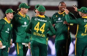 England vs South Africa, second ODI: Hosts fall agonisingly short in historic chase at Lord’s as visitors complete series victory | Cricket News