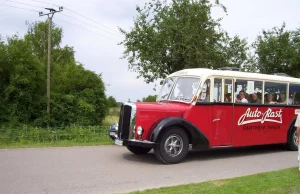 Why Coach Travel is the Ultimate Group Adventure Choice (And Your Planet Will Thank You)