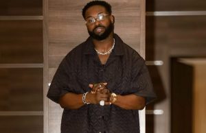 No Kiss And Tell Lyrics by DJ Neptune & LYRXX