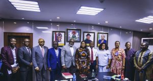 FAAN, United Nigeria Airlines meet over bird strikes, airport safety